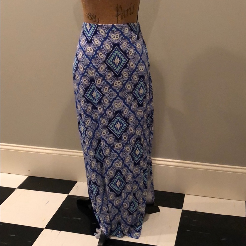 Long knit skirt
